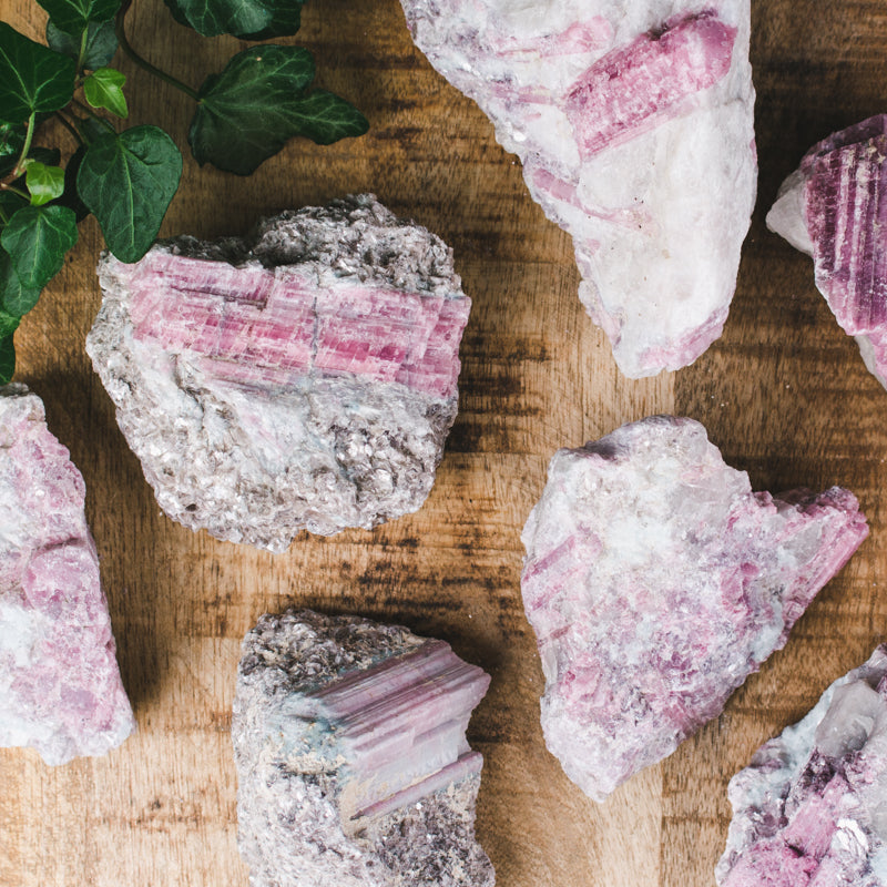 Lepidolit med Rosa Turmalin