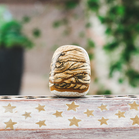 Landskapsjaspis (Bildjaspis), trumlade stenar