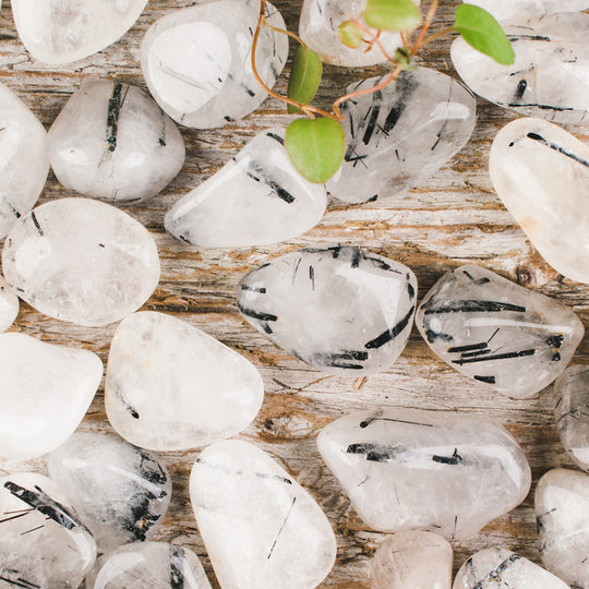 Turmalinkvarts, trumlade stenar