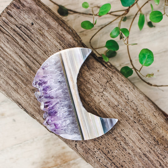 Agat, måne med ametist