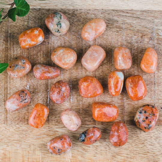 Orkidékalcit, trumlade stenar